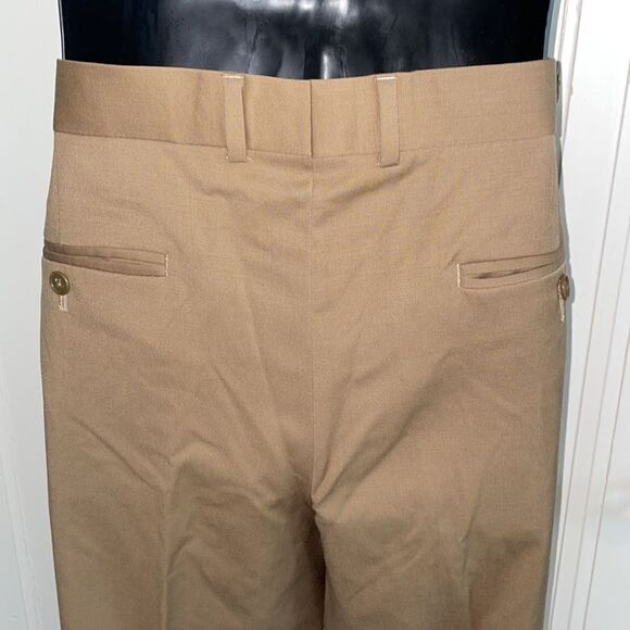 Haspel light brown wool pleat front “Preston” dress pants - Picture 5 of 6